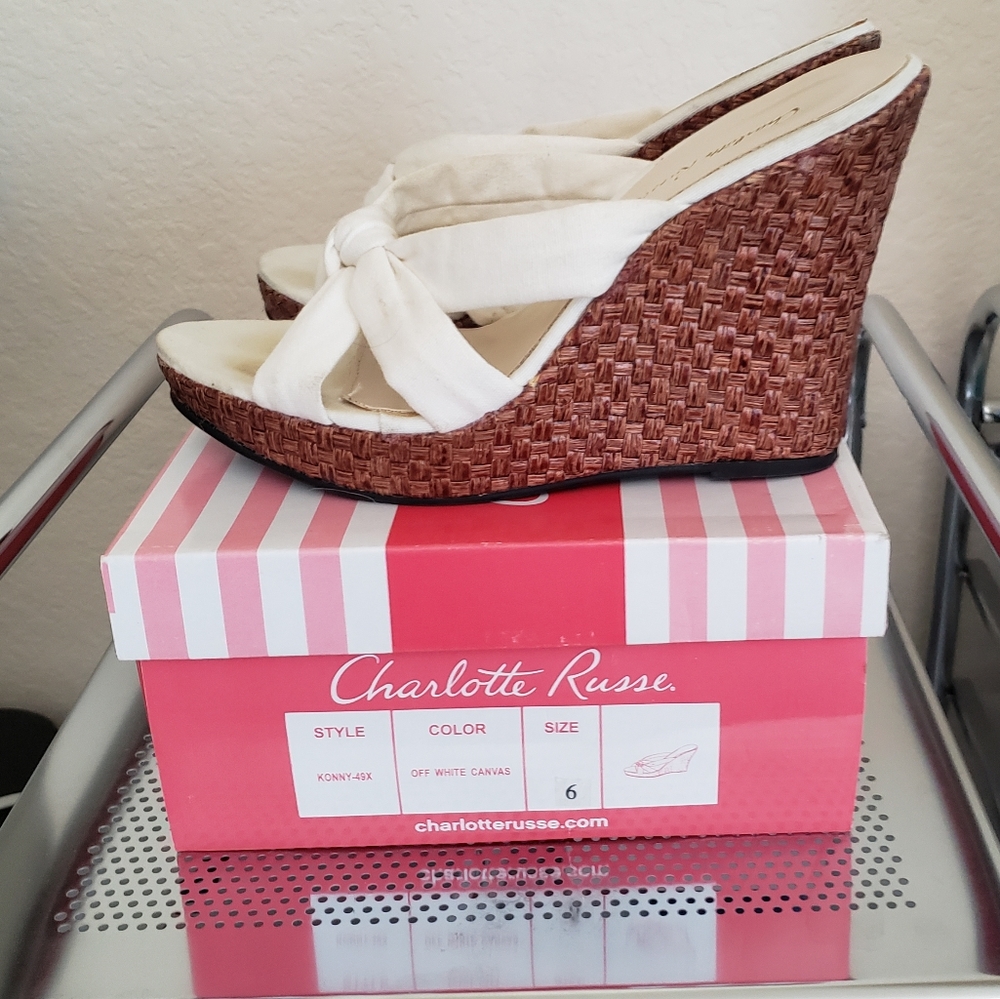 Off white canvas wedge